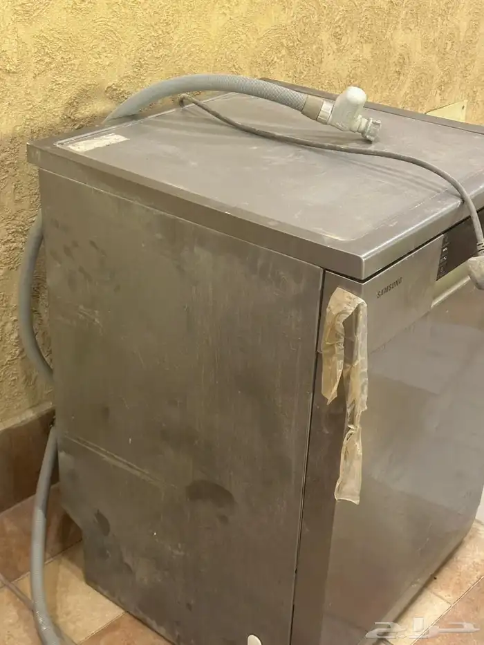 غسالة مواعين Samsung بحالة ممتازه 5