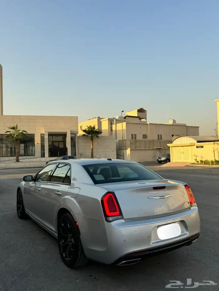 كرايزلر موديل2021 C300 4