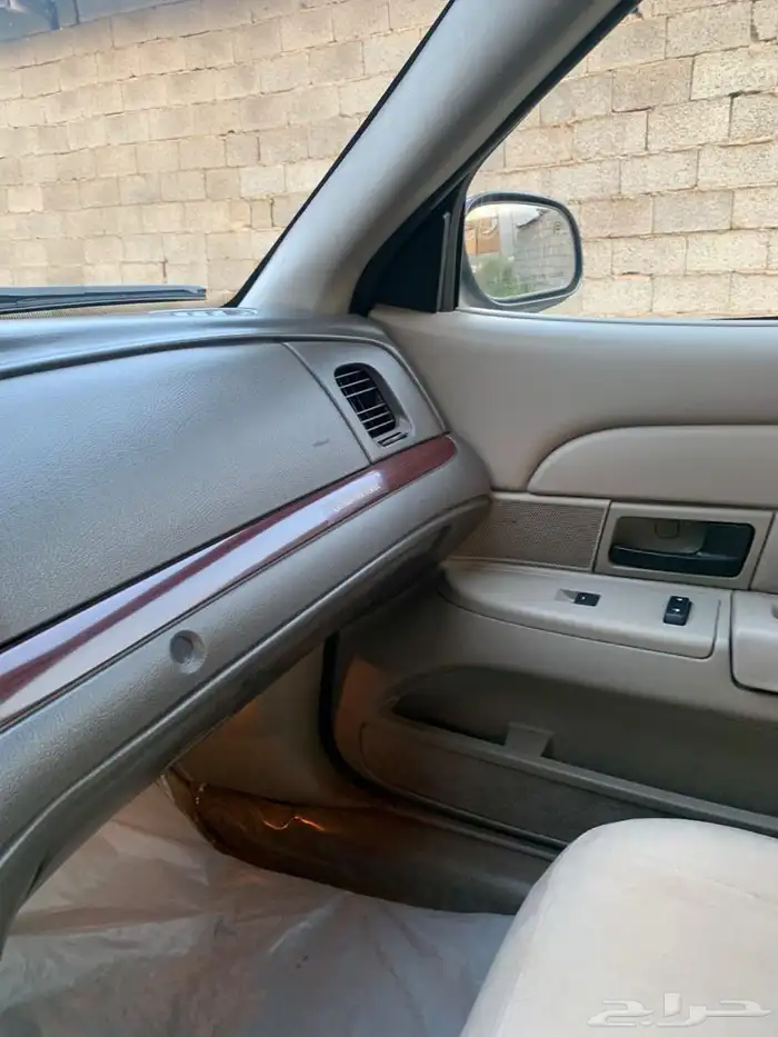 فورد كراون فكتوريا 2011 مالك واحد بودي بلد 8