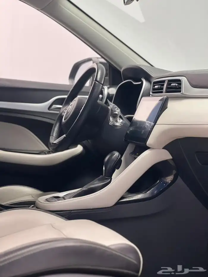 MG ZS - 2022 - فل كامل 19