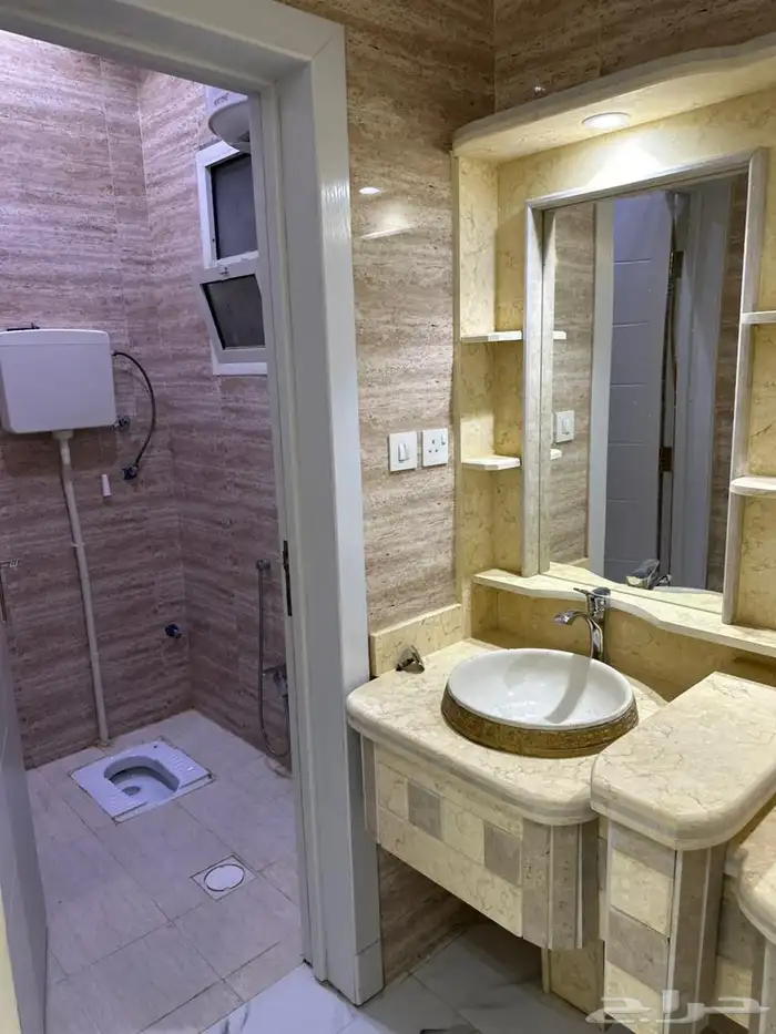 فله لإيجار في حي طويق 6