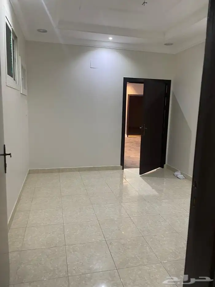 شقة علوية حي الربوة 2