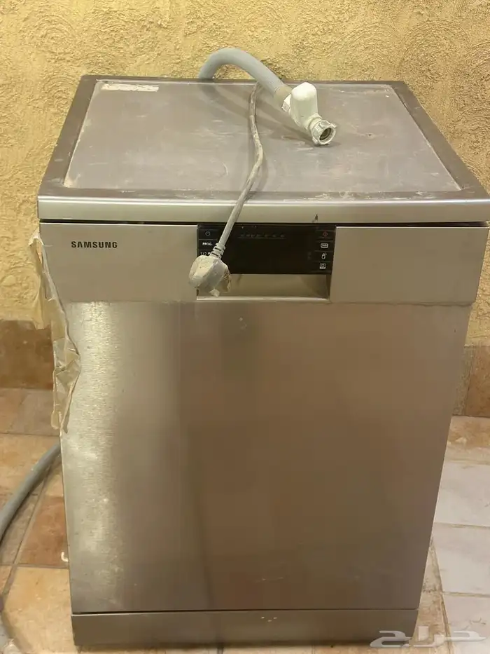 غسالة مواعين Samsung بحالة ممتازه 6