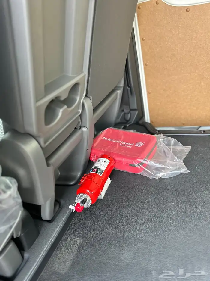 تويوتا باص هايس بضاعه 2026 جديد بنزين   قير اوتوماتيك 14