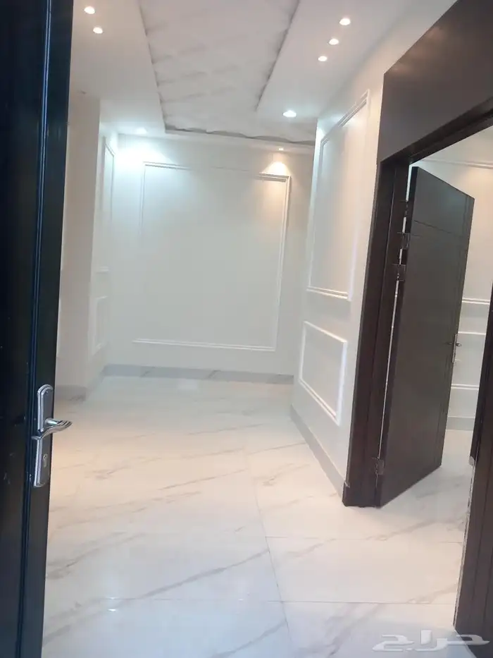 فيلا 600م درج في الصالة و شقتين 11