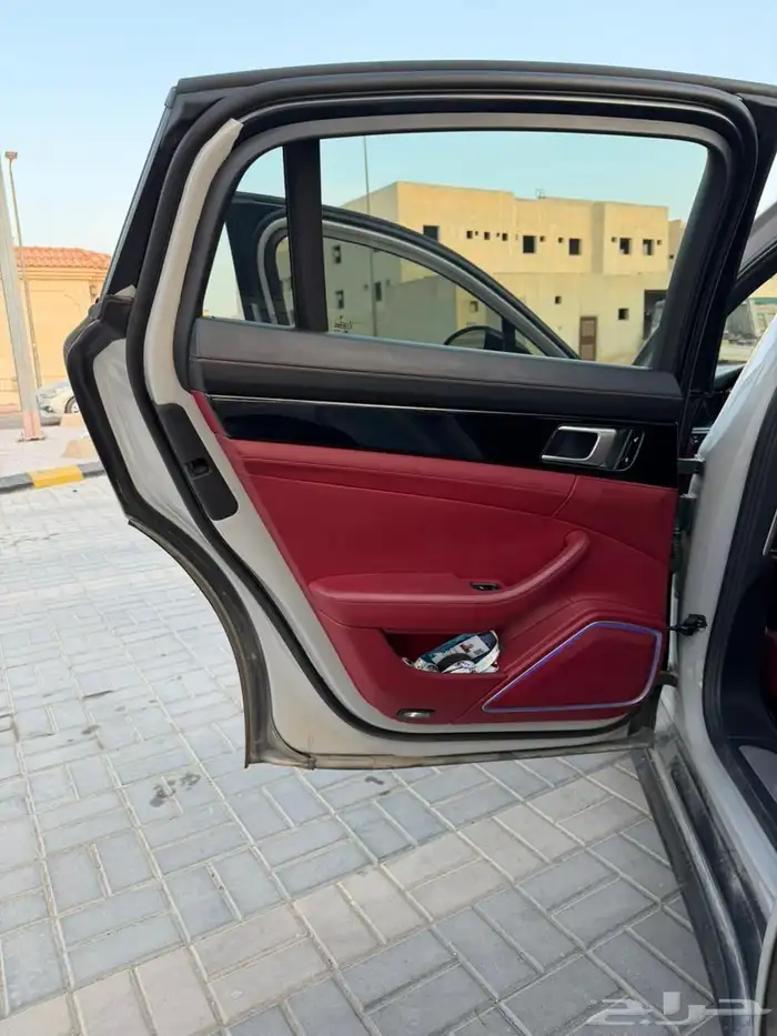 بورش بانميرا 4 12