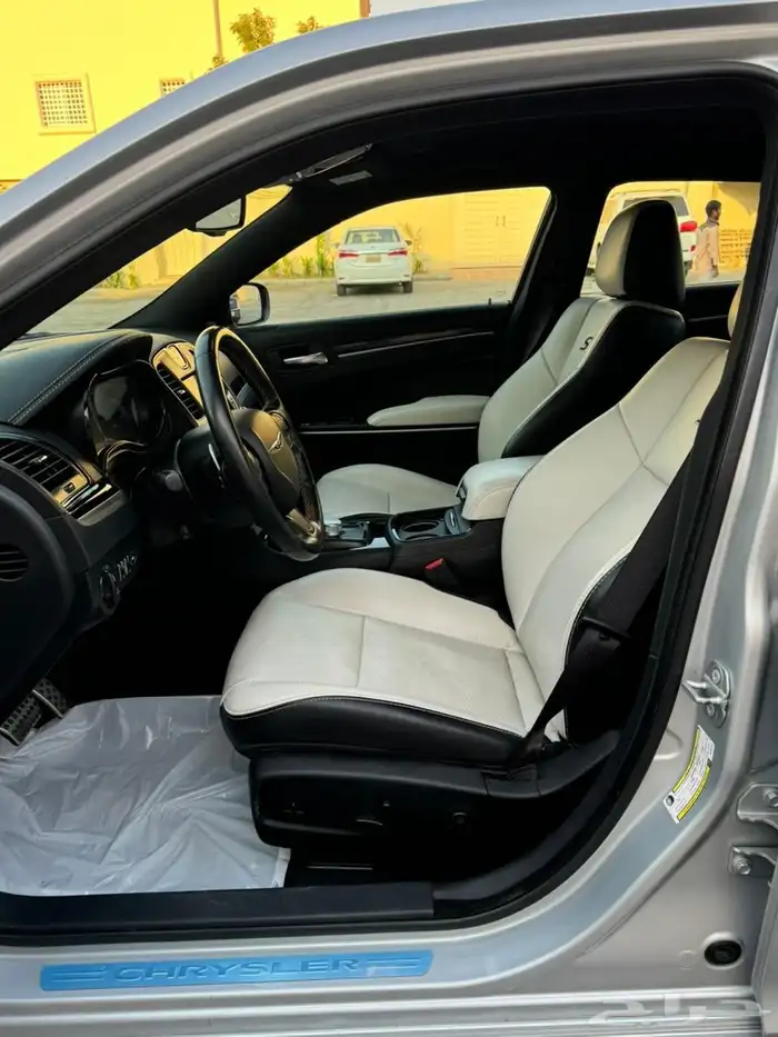 كرايزلر موديل2021 C300 11