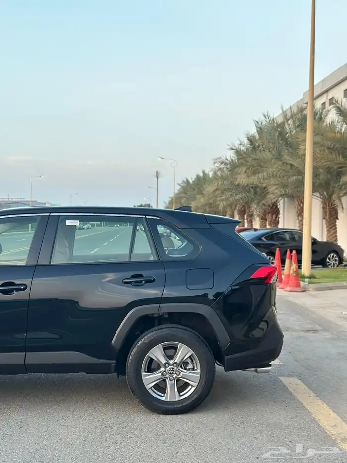تويوتا راف فور LE 2024 هايبرد 7
