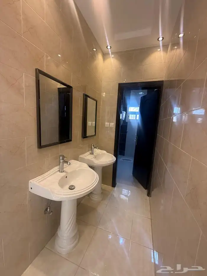 دور حي اليرموك للبيع بسعر 670 16