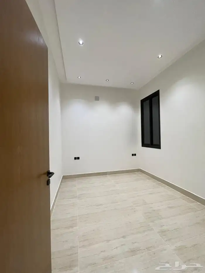 دور أرضي للبيع حي العوالي 3