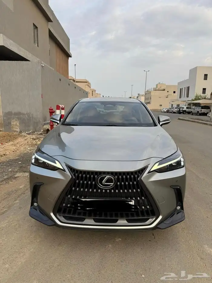 لكزس Nx 2023 0