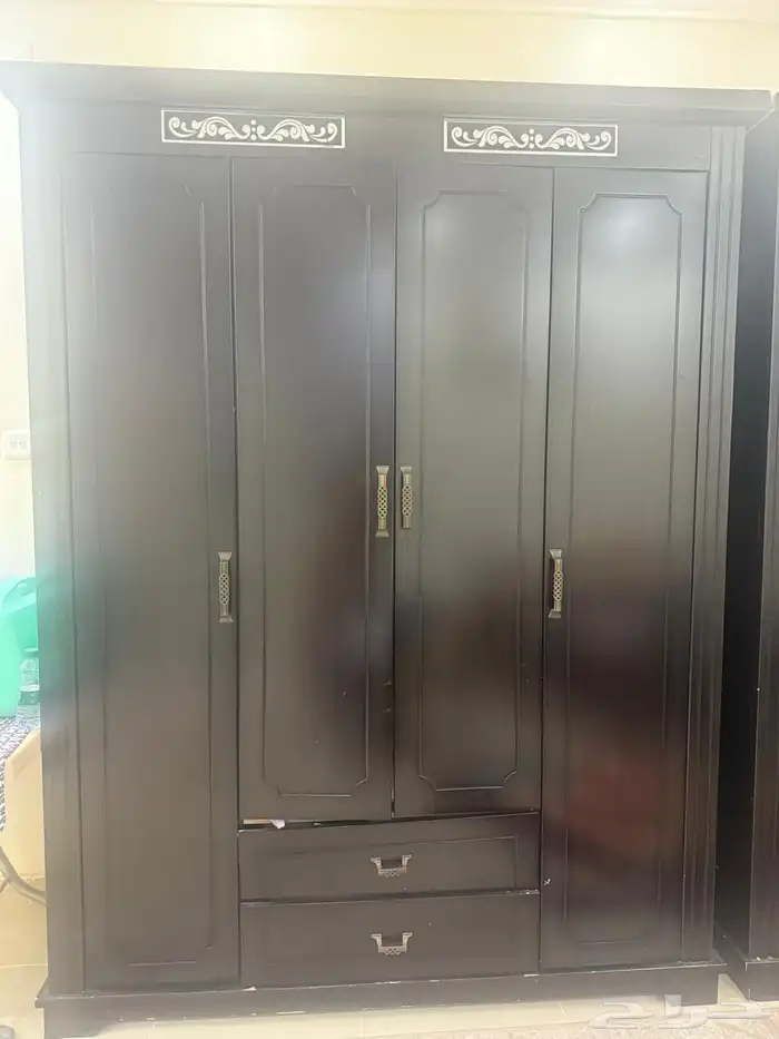 دولاب للبيع 0