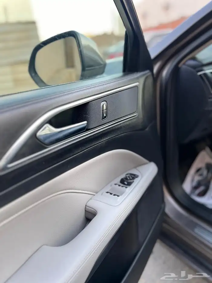 تورس للبيع 11