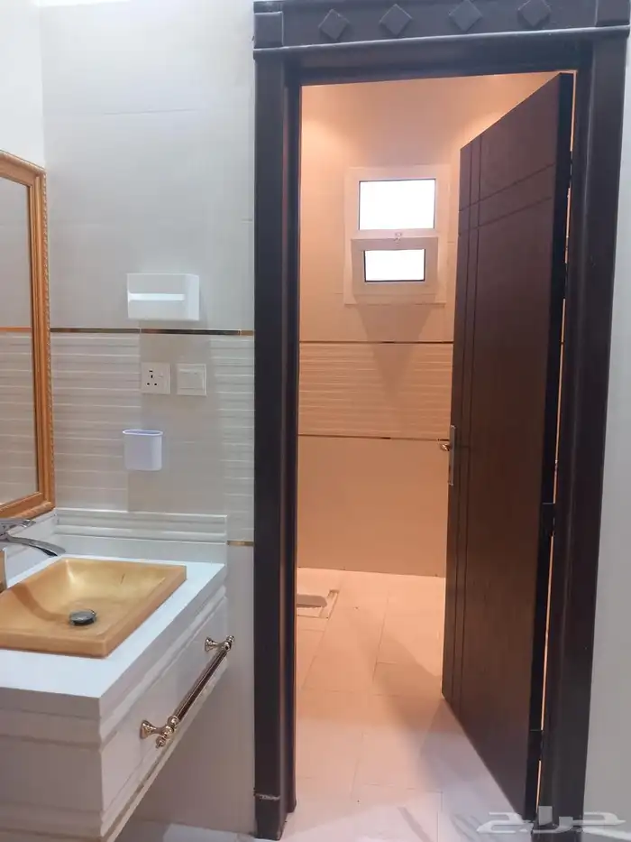 فيلا 600م درج في الصالة و شقتين 7