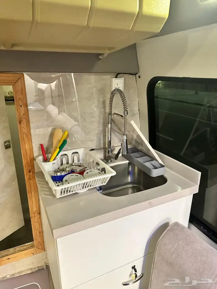 كرفان فورد F450 6