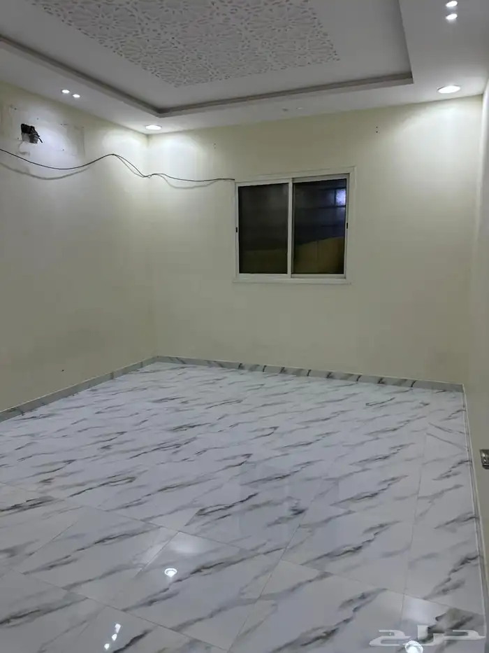 فله لإيجار في حي طويق 18