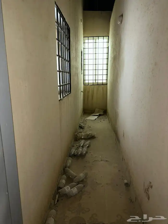 فله لإيجار في حي طويق 9