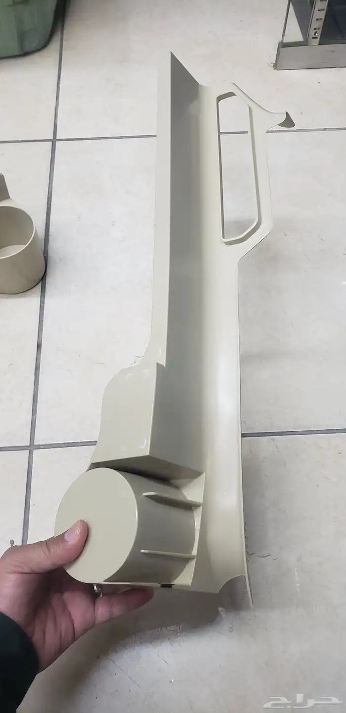 ديكور حامل اكواب لاند كروزر 2007 1