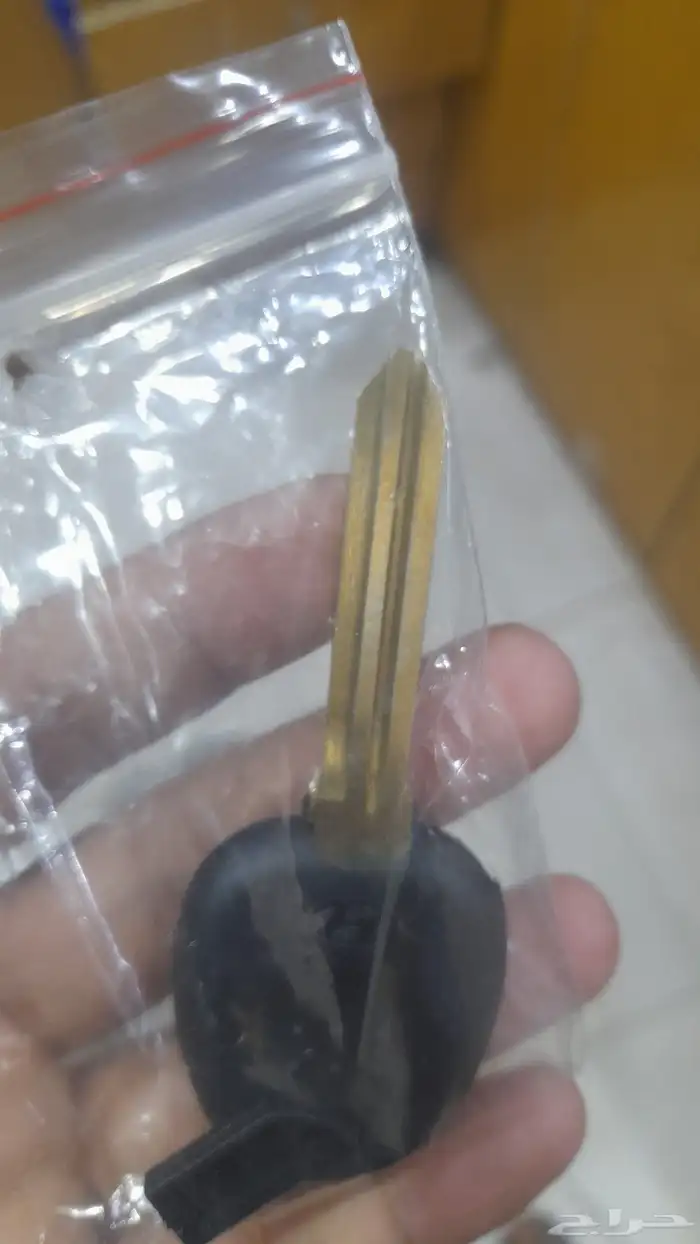 فتح ونسخ وبرمجة السيارة فك أبواب سيارات وشقق وخزنات تصليح ري 0