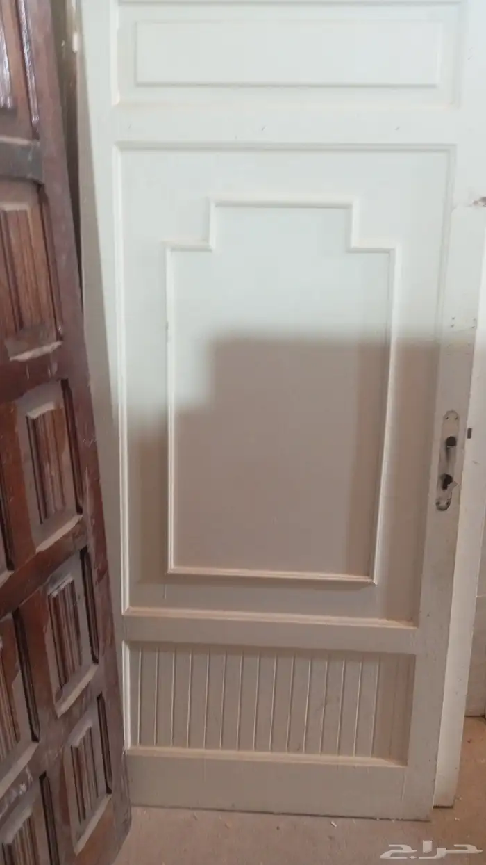 ابواب خشب مستخدمه وابواب حديد والمنيوم تجديد للبيع 4
