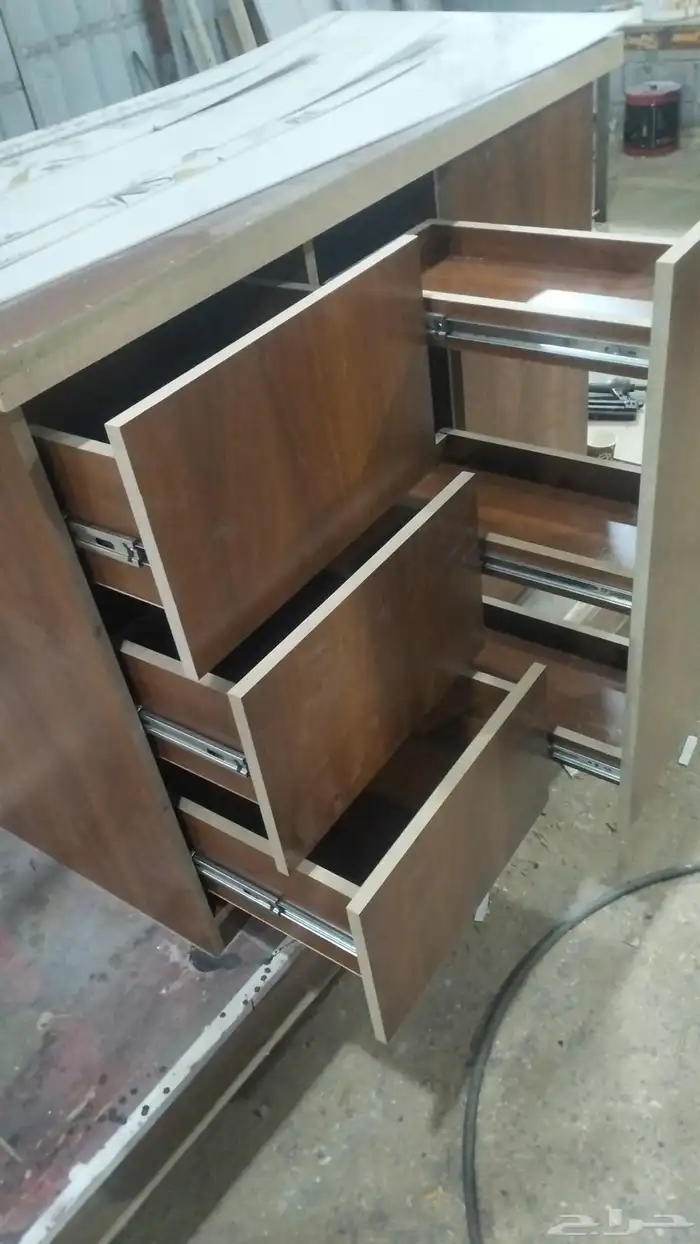 اعمال نجارة  كوفي كورنر-دولاب تحت الدرج 2