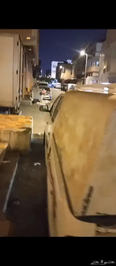 صندوق صاج حق سيارة تيوتا هيلوكس في حالة جيده جدا index