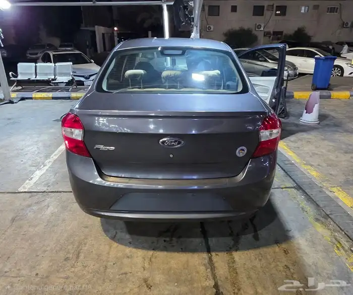 --- فورد فيغو 2016 أوتوماتيك نظيفة جد ا مالك أول بدي 8