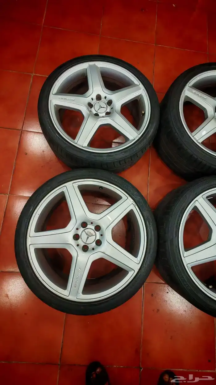 جنوط مرسيدس اصلي وكاله معا الكفرات نضيفه جدن مقاس 20 1