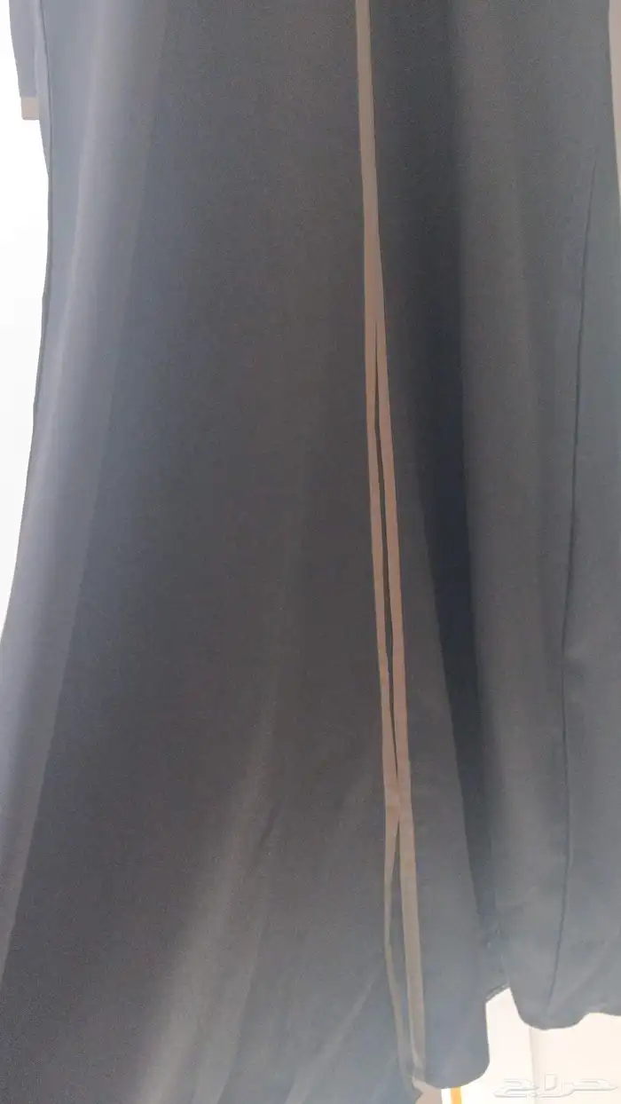 عباية مطرزة ورد. 4