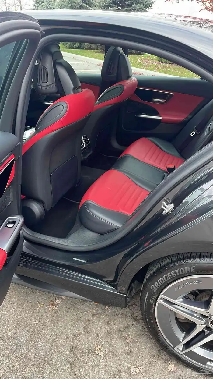 مرسيدس2022 C300 AMG Line استيراد كندا-معرض العصيمي -قيدالشحن 3