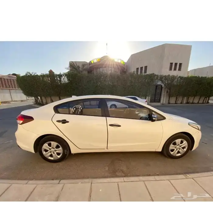 كيا سيراتو 2018 ممشي 218 قير اتوماتيك 2