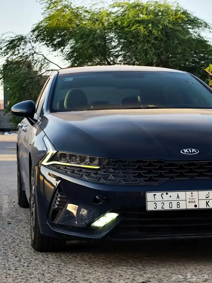 للبيع كيا K5 بالهفوف 2021 بانوراما 2.5 نظيفة مالك اول 1