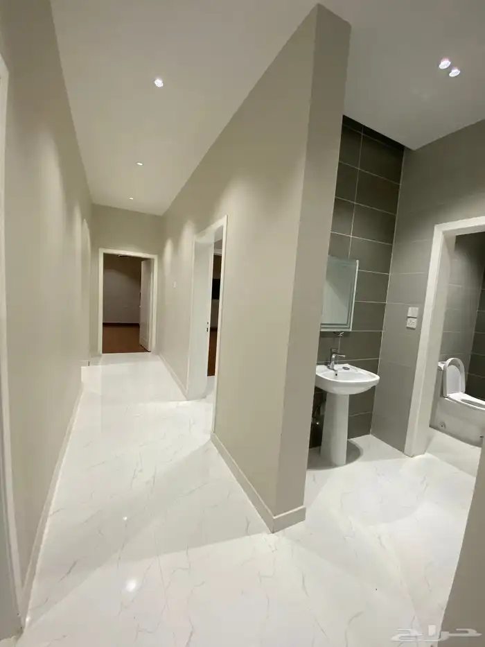 شقة فاخرة للإيجار في ولي العهد مخطط 2 9