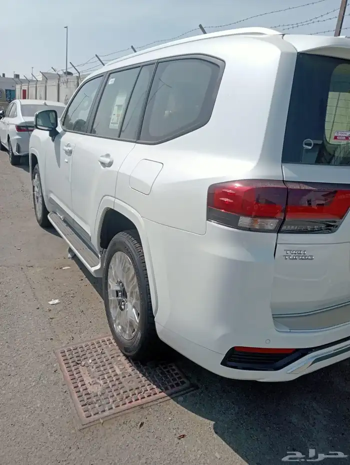 لاند كروز 4 بنزين 0