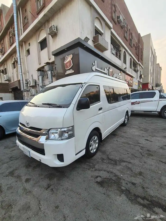 باص للايجار مع السائق للنقل والتوصيل 0