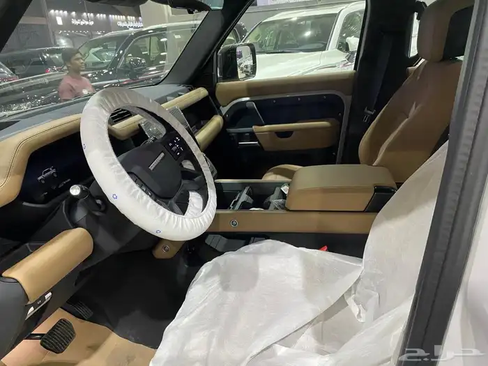 لاند روفر ديفندر فل كامل سلندر 2026 20