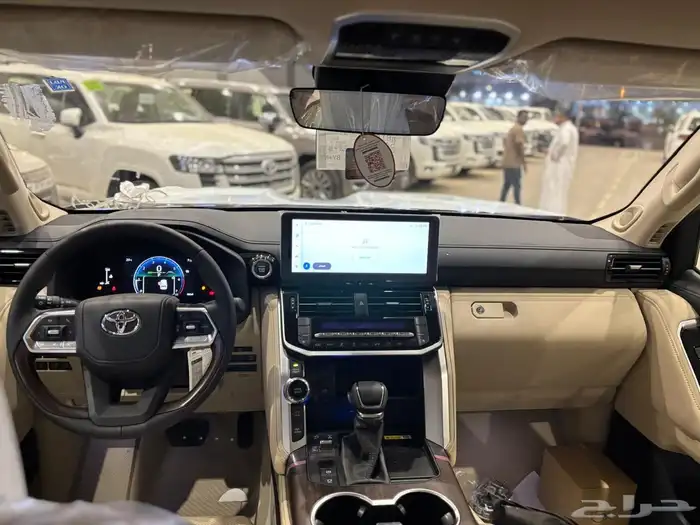 تويوتا لاندكروزر صالون L4 6