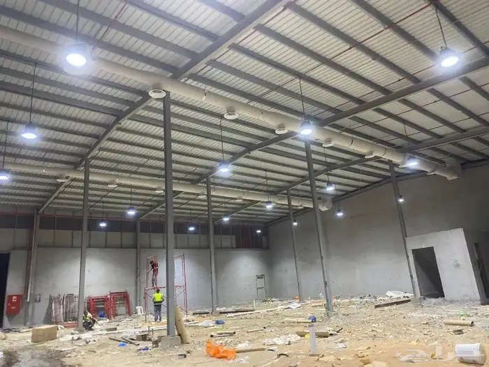 تنفيذ مشاريع ل دكت التكييف المركزي ومجاري الهوا وتمديدات الم 1