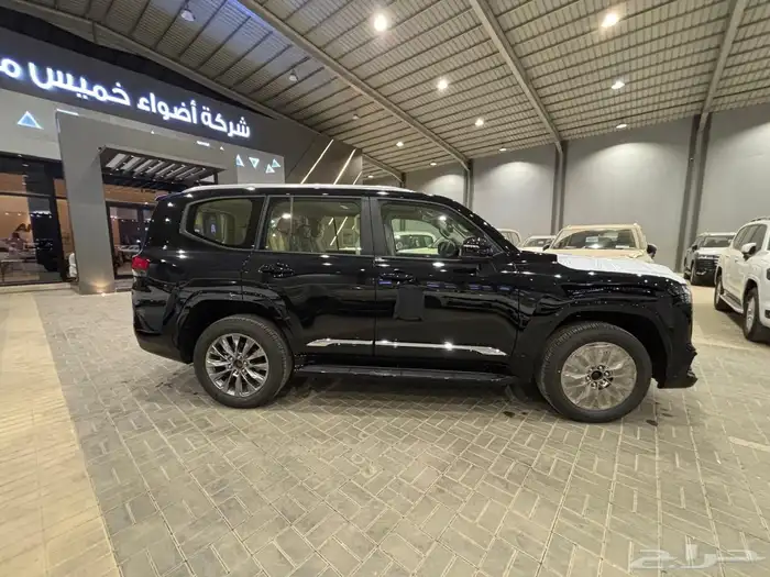 تويوتا لاندكروزر صالون L4 5