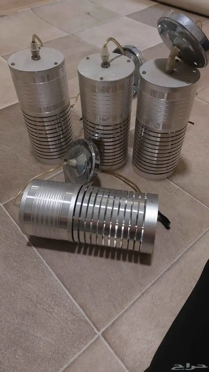 نجفات للبيع نظيفة اربع حبات 0