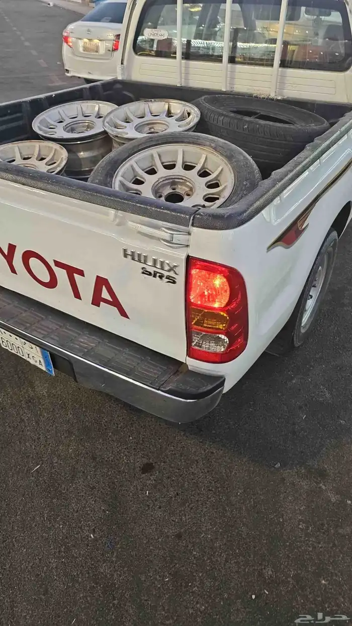 جنوط فورد هايلكس للبيع اصليات 3