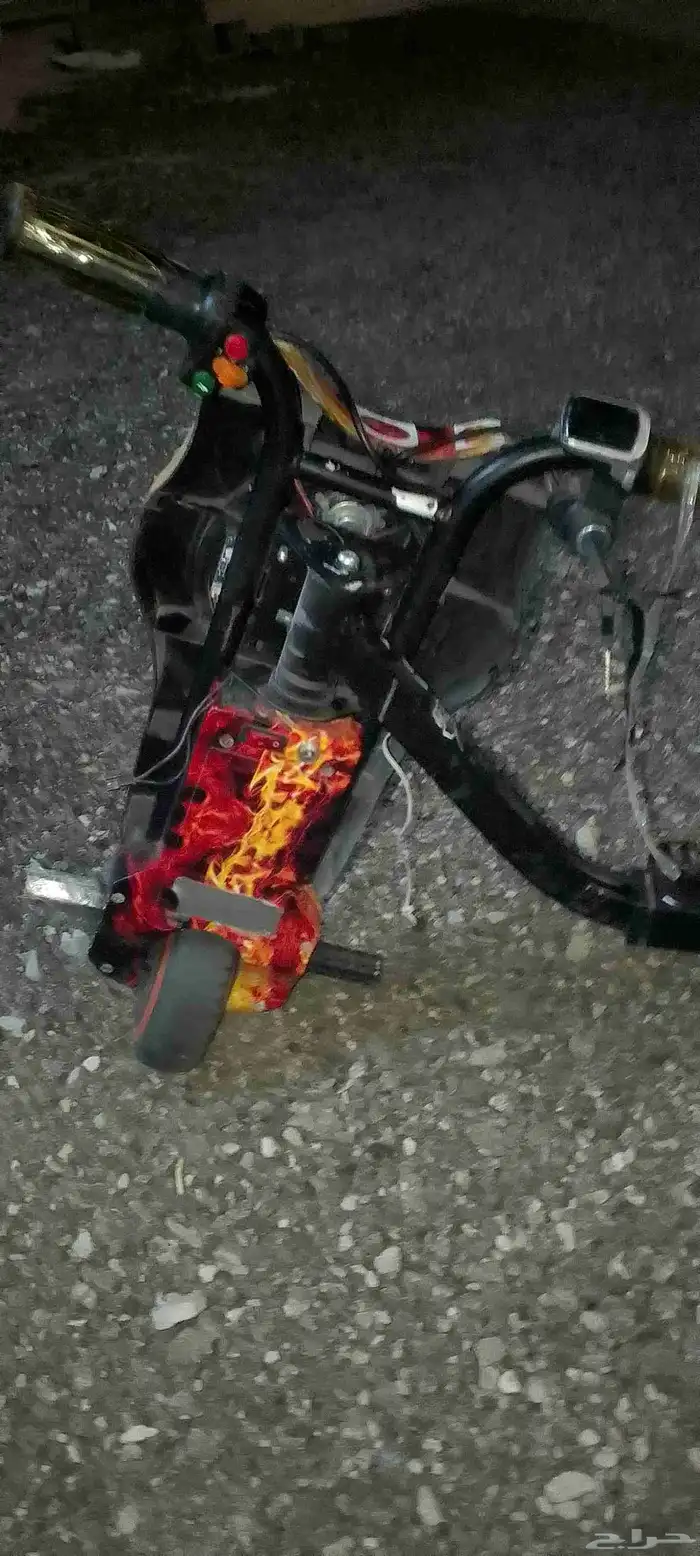 للبيع سكوتر وصل السوم 300 والحد400 لايجي الاالصامل 3