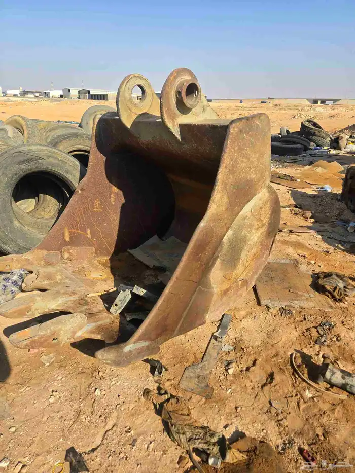 بوكلين كماتسو حجم400 مديل 2012 2