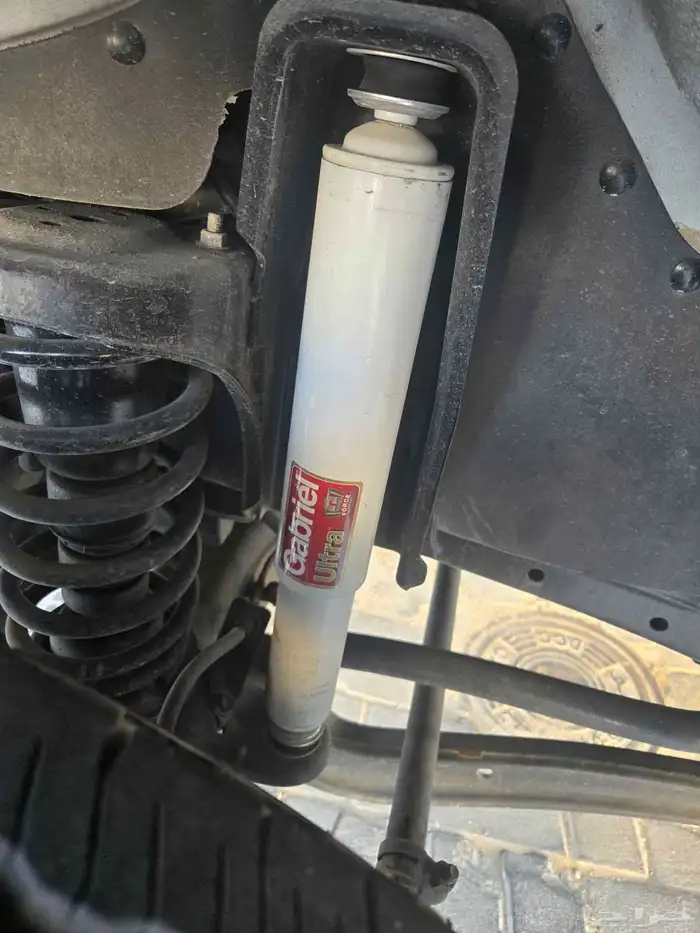 ربع لاند كروزر ممشى قليل جدا مخزن 11