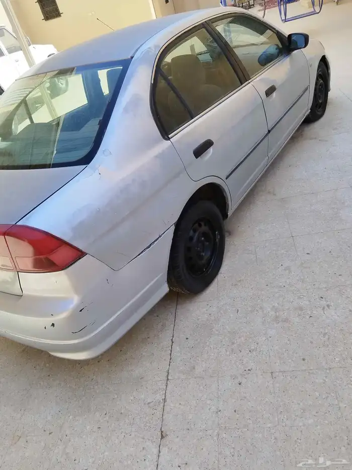 للبيع هوندا سيفيك فضي 2001 4