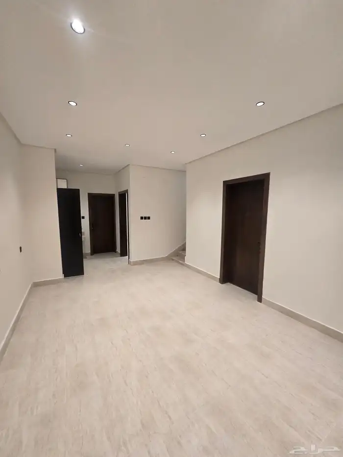 للبيع تاون هاوس ابها المروج 635 الف وسط الخدمات 9