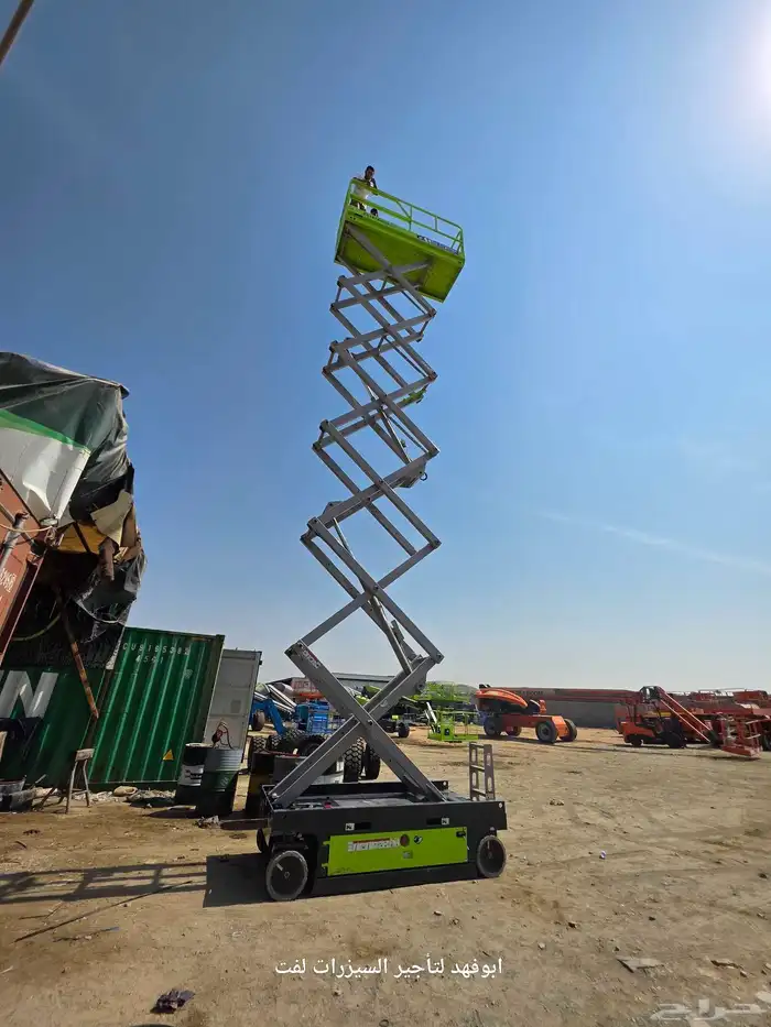 سيزرلفت 18متر للايجار اليومي والاسبوعي والشهري رافعات مقصيه 6