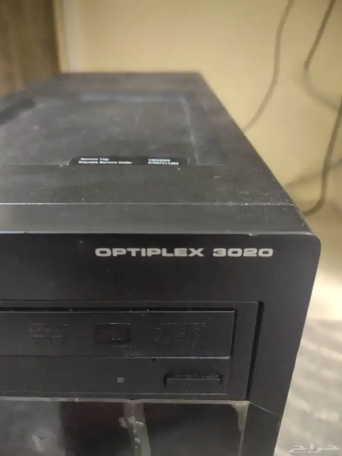 كمبيوتر وشاشة 4