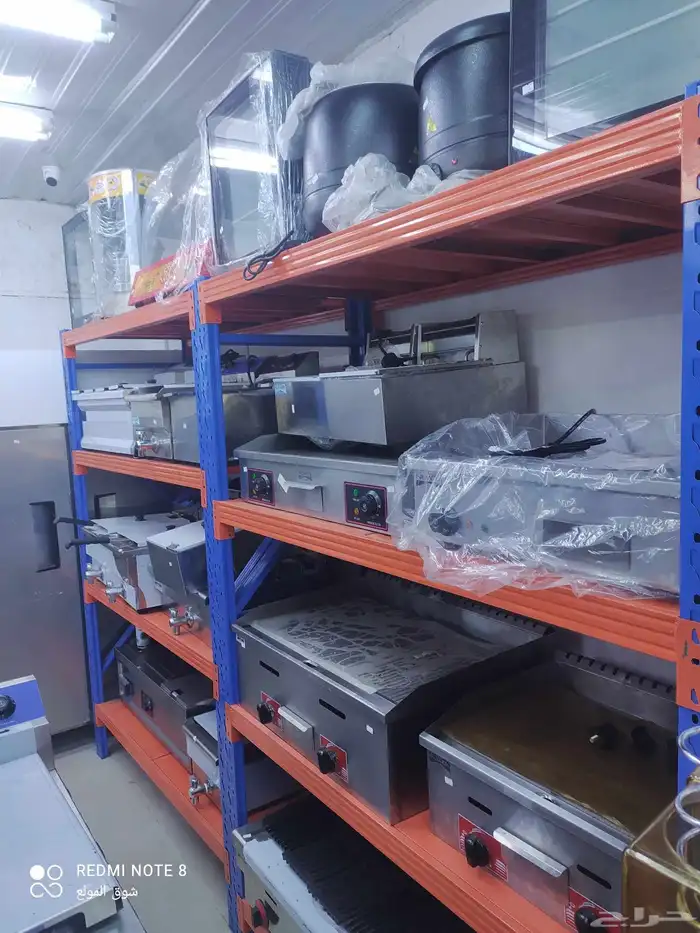 معدات مطاعم متكامله مكاين بروست ثلاجات افران 7
