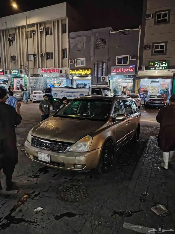 كيا كارنيفال 2011 ماكينه وجير سليم حدآ 2